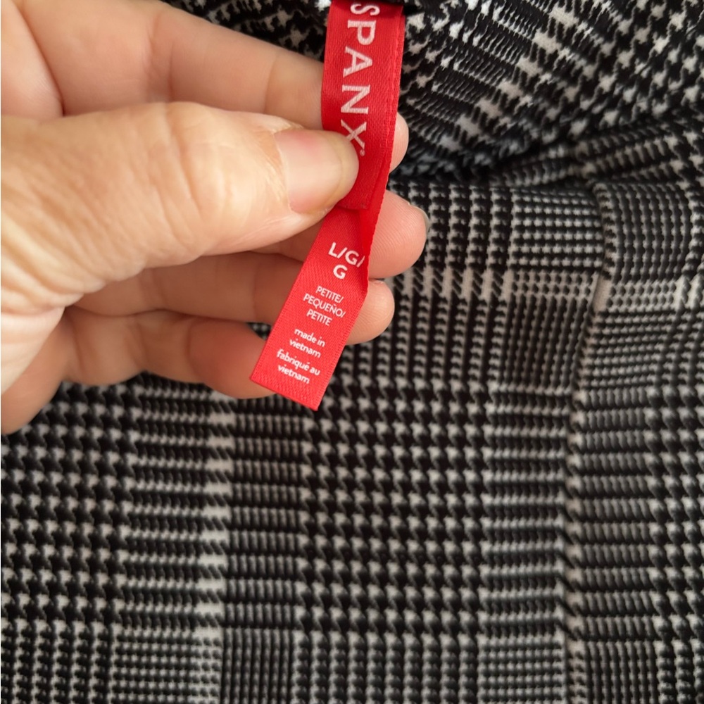SPANX Black and White plaid Wide leg perfect pants - Picture 3 of 7